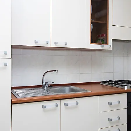 Apartment By The Sea Jezera, Murter - 23192 Jezera