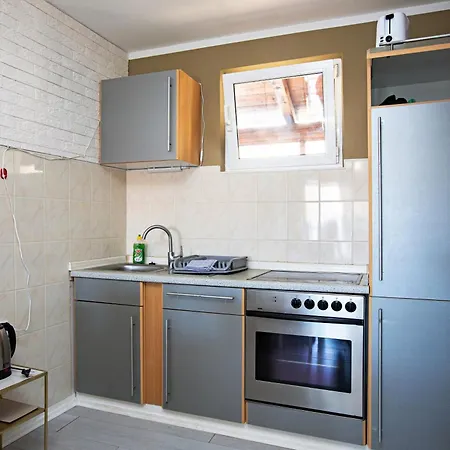 Apartment By The Sea Jezera, Murter - 23192 Jezera