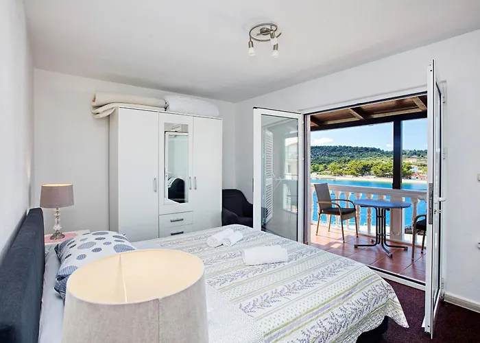 By The Sea - Murter - 23192 Jezera